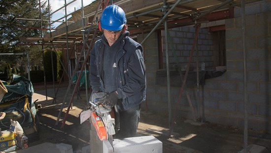 Three quarters of UK builders under threat from ‘cowboy clients’, new FMB research reveals